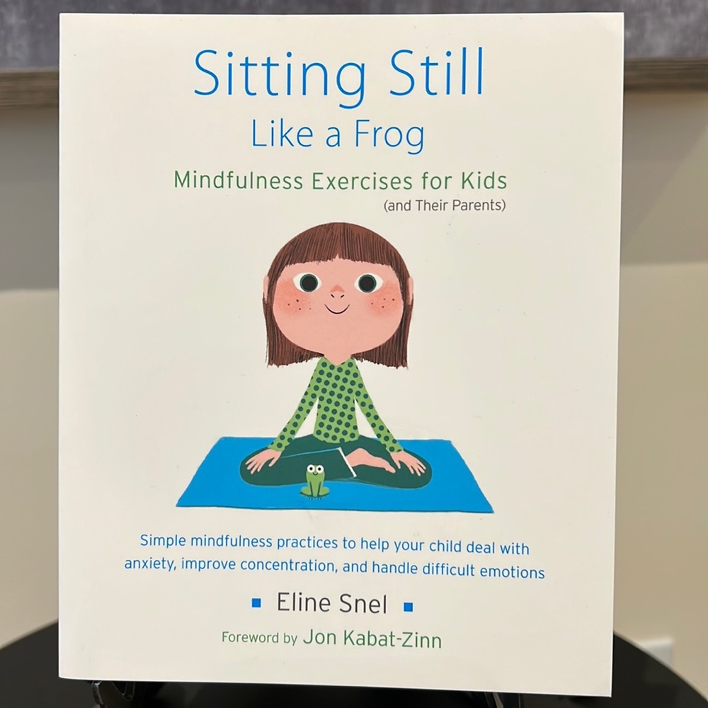 BOGO🌼Higher Price Prevails….Sitting Still Like a Frog…Elaine Snel…Includes CD❣️